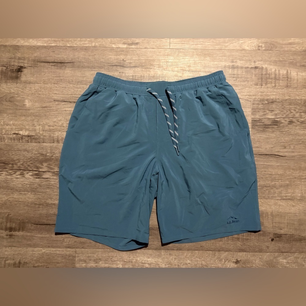 Men’s LL Bean Lined Shorts M